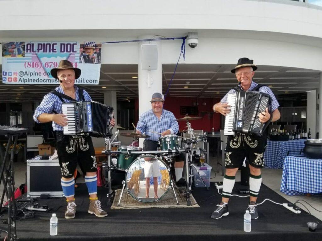 German musicians at Oktoberfest German American Society