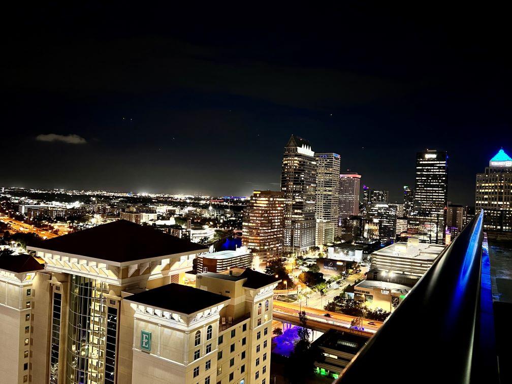 beacon rooftop bar downtown tampa