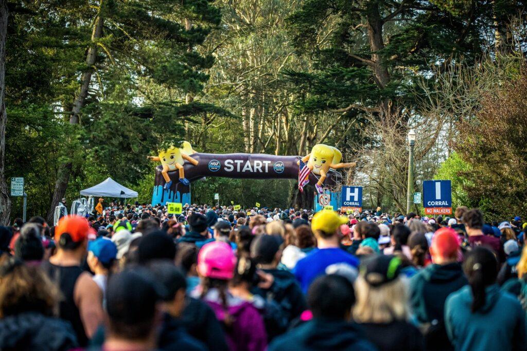 runners gather at Hot Chocolate Run Start Line