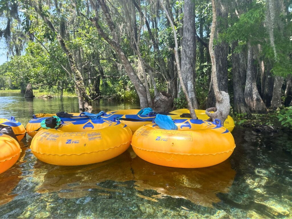 Shallow spot in Rainbow River to dock tubes for wading in the water