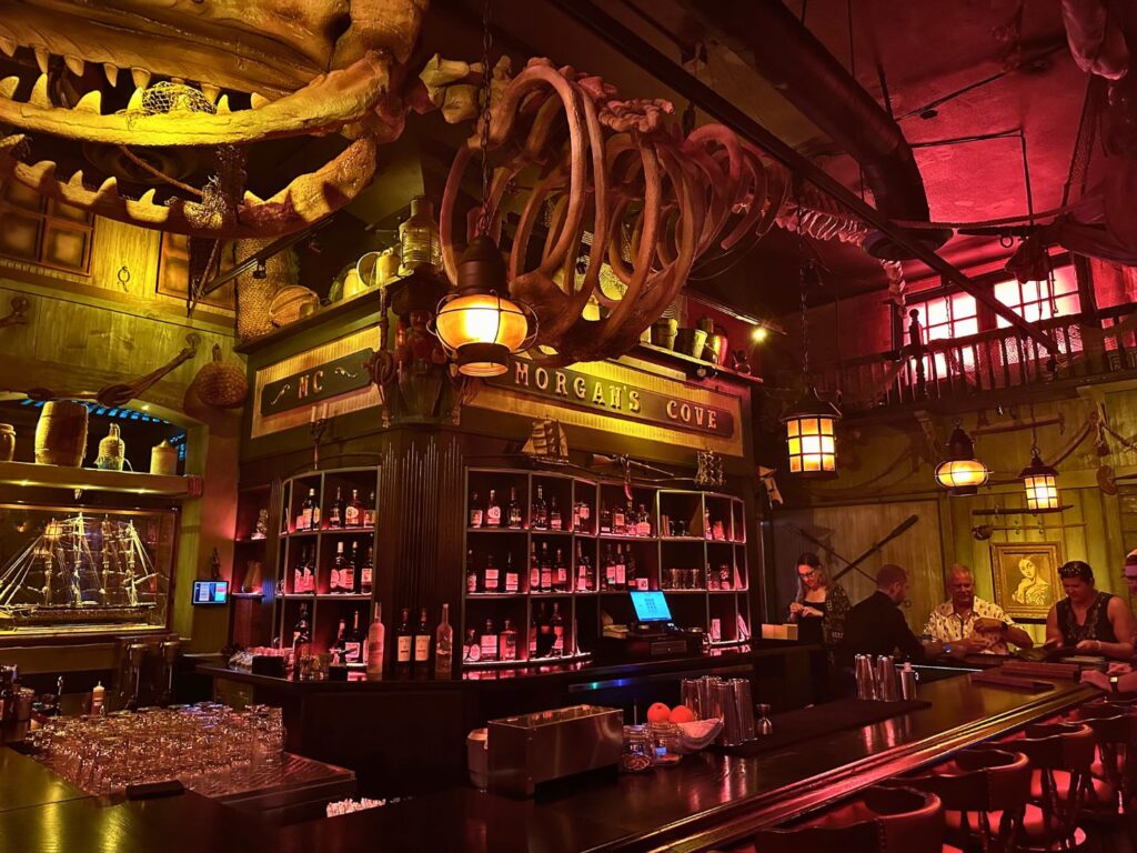 Bar and Decor inside Morgan's Cove Tampa -