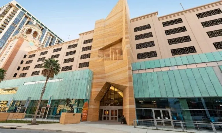 Image of the James Museum of Western & Wildlife Art exterior