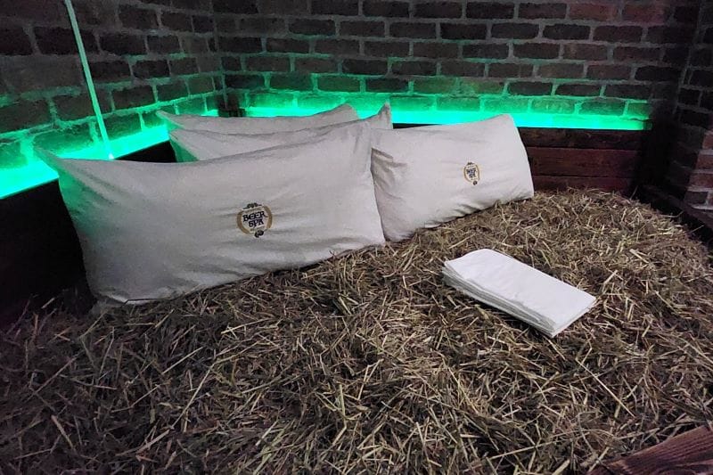 Orlando Beer Spa bed of hay