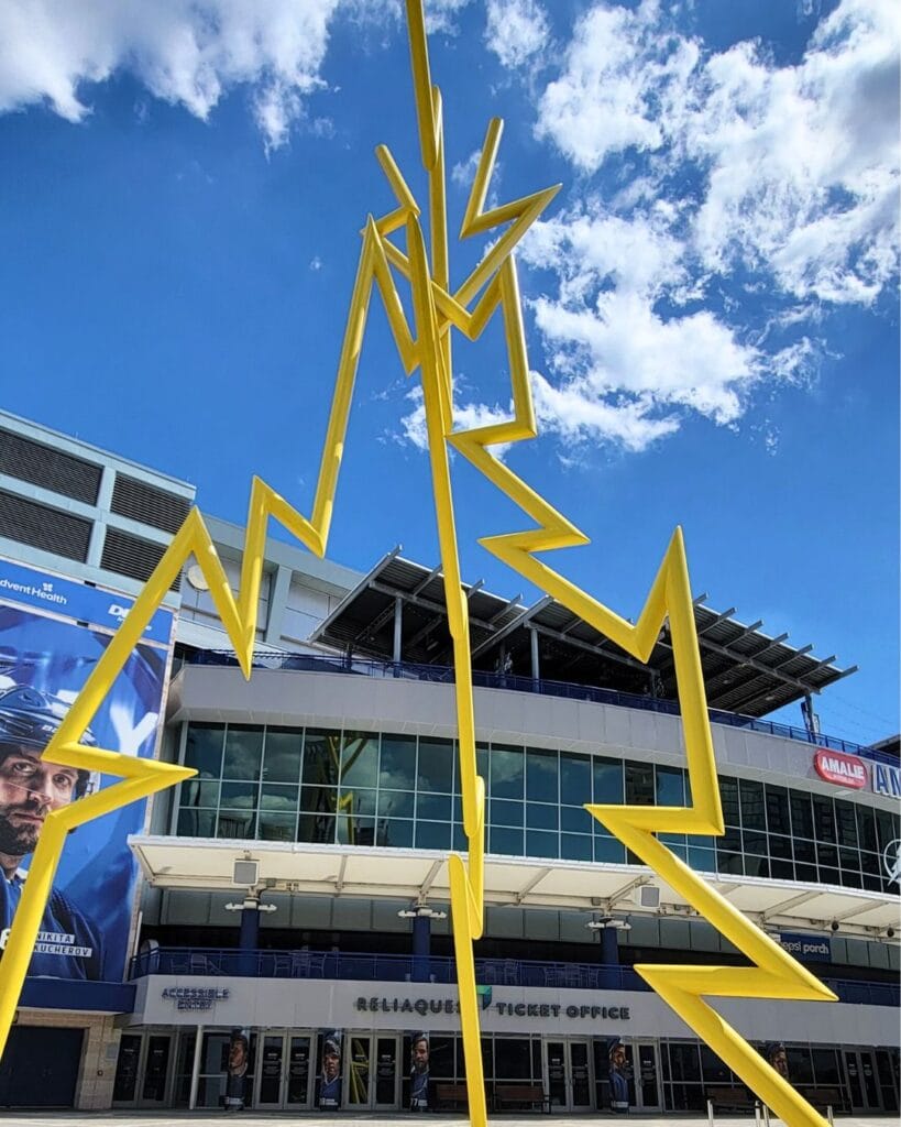 75-foot Lightning bolt sculpture built by Jonathan Borofsky in Thunder Alley outside of Amalie Arena