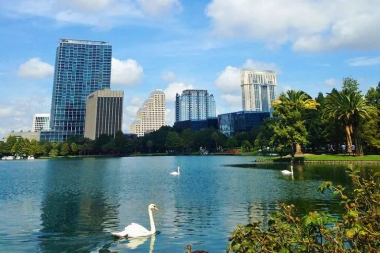 Amtrak Train Travel for Orlando and Tampa – An Overnight Date Adventure!