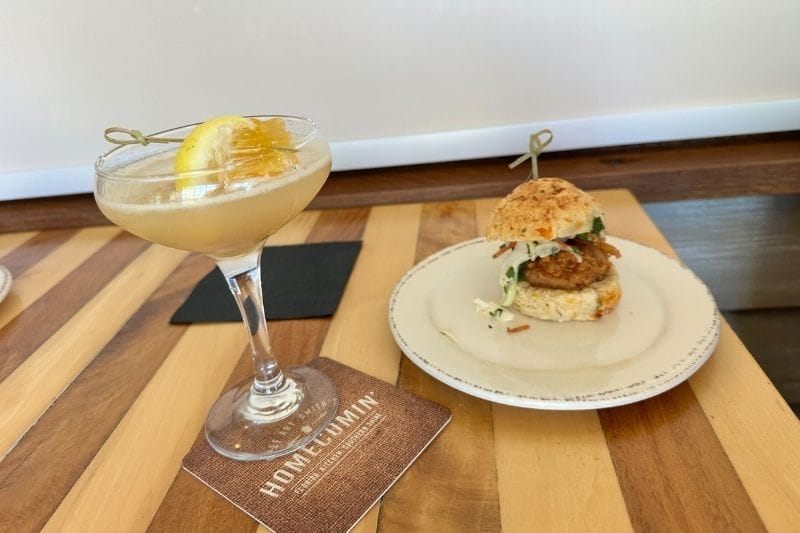 Flavors of Florida 2025 Honeybee cocktail and Tupelo Chicken Biscuit
