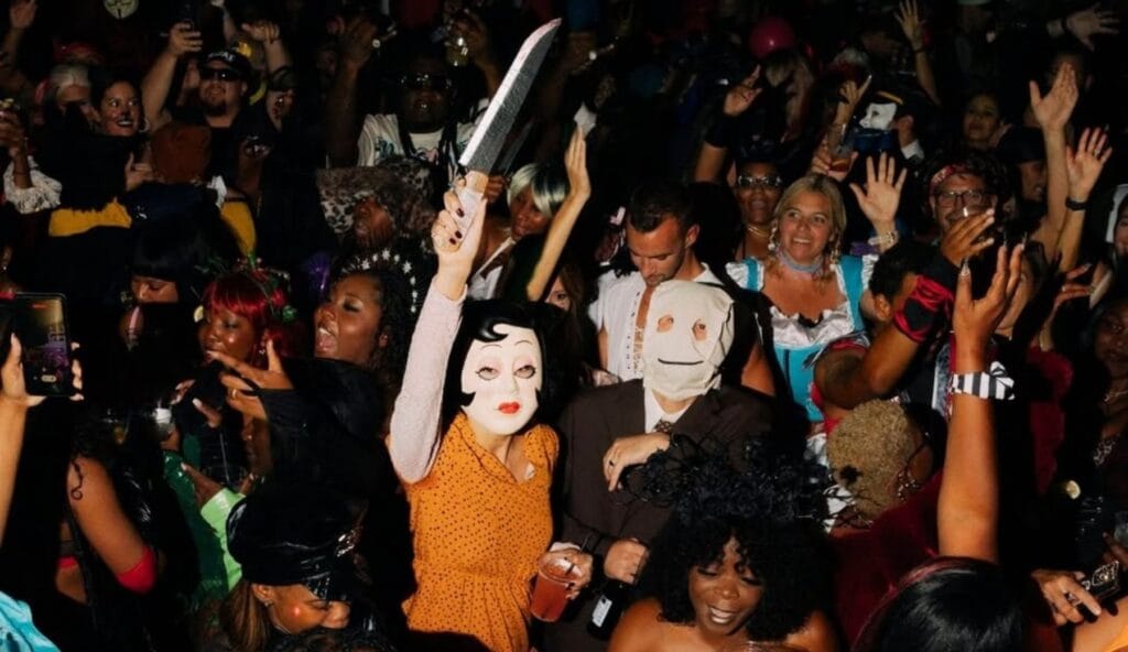 Yacht Starship cruise Halloween Bars in Tampa
