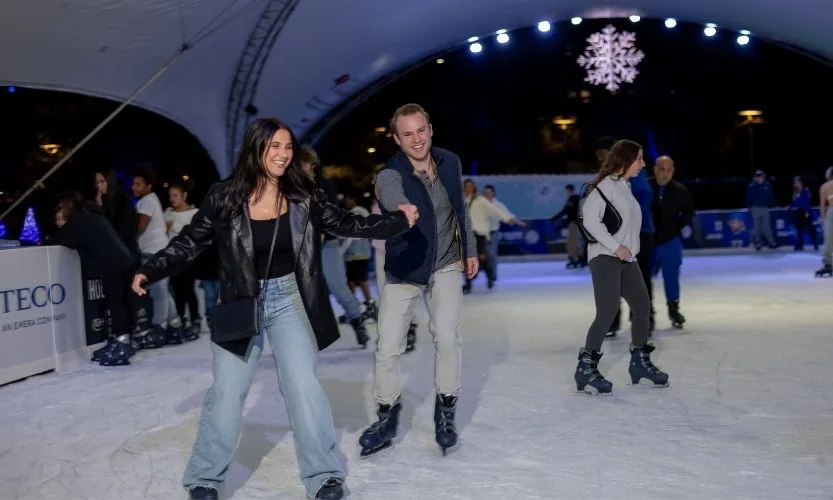 Enjoy ice skating with your love at Winter Village!
