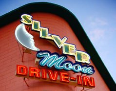 picture of silver moon drive in movie theater in lakeland