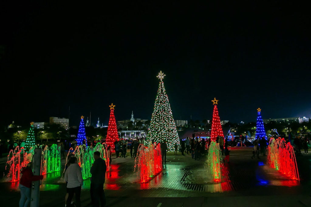 Free Holiday Events in Tampa - Tree Lighting Ceremony